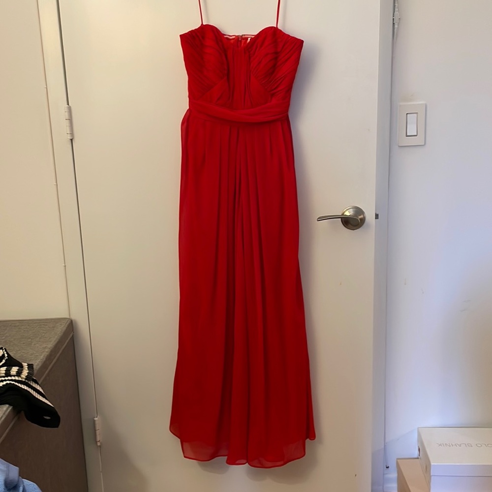 Badgley Mishka collection sz 2 red crepe strapless sweetheart gown - Picture 4 of 9